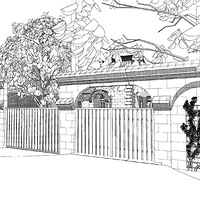 Перекличка с аркадой присутствует в элементах оформления дома, бани и въездного портала.