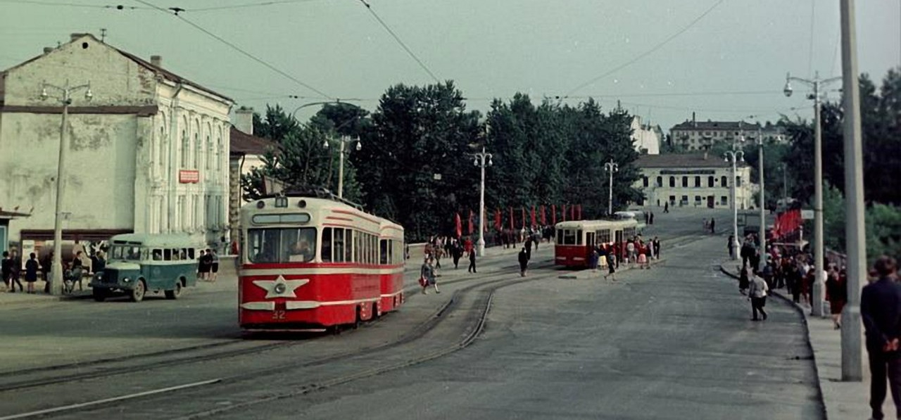 1960-е годы.Трамвай на улице Ленина. Фото из фондов ВОКМ