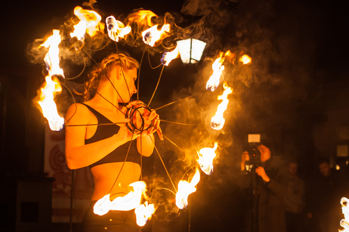 Ярко и жарко: первый фестиваль огня в Витебске