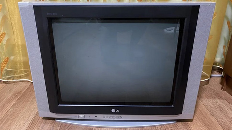 Телевизор LG 21FS2CG-TS с пультом